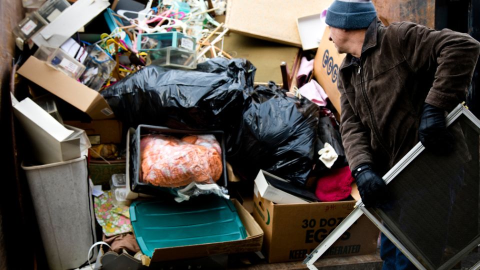 Home Cleanup Easy with Dumpster Rentals